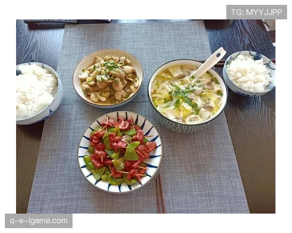 刷到苏亚雷斯随手晒的晚餐图，我的银行卡默默关机了